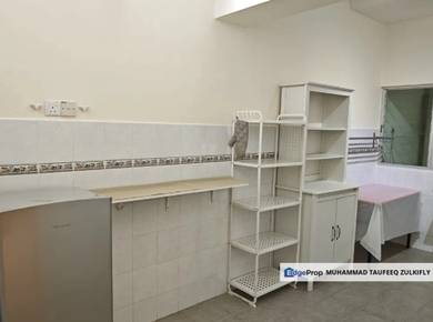 Partially Furnished Condominium With 3 Rooms @ Kelana Mahkota, SS7, PJ