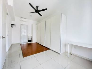 Luxury 1-Bedroom Condo with Pool & Gym –  negotiable!