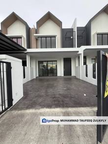 2 Storey Terrace, Serenia Aiora, Bandar Serenia, Dengkil Sepang