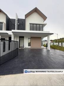 2 Storey Terrace, Serenia Aiora, Bandar Serenia, Dengkil Sepang