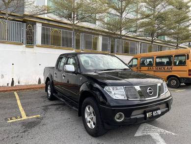 Nissan NAVARA 2.5 LE (A) 4X4