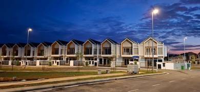 Dengkil 2 Storey Terrace House 4r3b