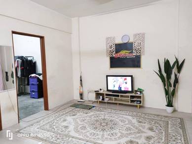 Level 3 with lift, low cost apartment with card access & facilities