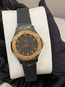 Hublot Classic Fusion Lady 18k750 Rosegold Ceramic