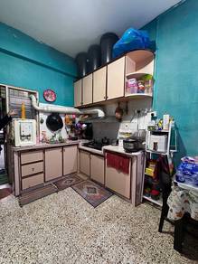 GROUND FLOOR + 2 UNIT AIRCOND🔥Flat Tmn Emas, Teluk Kumbar