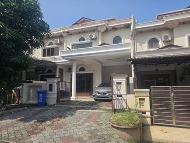 2.5 Storey Terrace house Jalan Nikel, Seksyen 7, Shah Alam