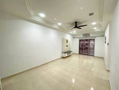 GROUND FLOOR, 2 COVERED PARKING ⭐️ Kristal Heights Condo @ Seksyen 7