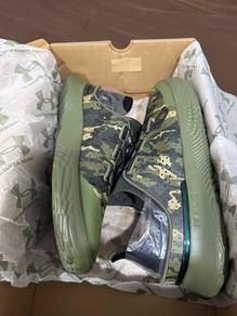 under armour UA slipspeed