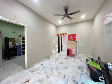 Single Storey Terrace, Taman Putri, Kulai