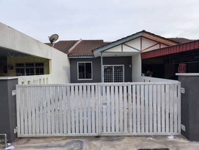 Jalan Widuri Bukit Beruntung Single Storey Terrace For Sale
