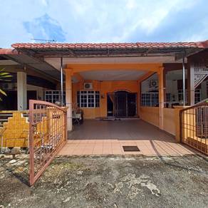 Teres 1 Tingkat UNTUK DIJUAL Taman Jelawat, Teluk Intan, Perak