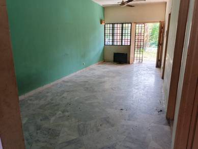 Rumah Setingkat Bandar Enstek Berdekatan KLIA SEPANG