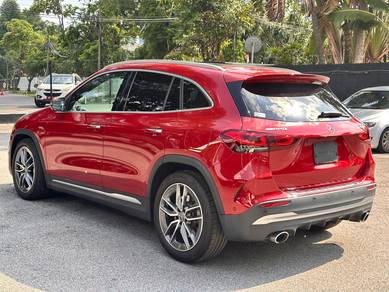 Mercedes Benz GLA35 2.0 AMG 4MATIC 8 SPEED