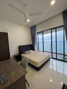 SEA VIEW Balcony room (country garden danga bay) near CIQ for rent
