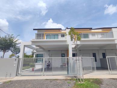 [FREEHOLD] Teres 2 Tingkat Krubong, Melaka
