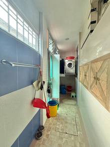 Taman Universiti / Jalan Kebudayaan / Skudai / Kitchen Fully Extend /
