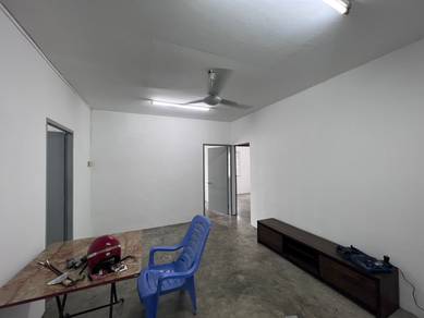 [CORNER Unit] Rent 1st Floor Pangsapuri Klang Bandar Bukit Tinggi 2