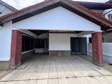 Partially Furnished Superlink 2 Storey Terrace Alam Damai Cheras KL