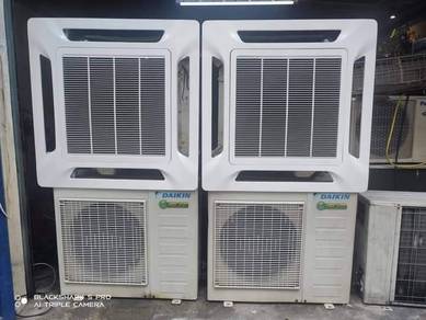 Daikin 2hp ceiling cassette aircond B95