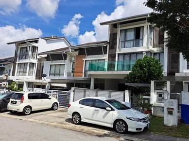 Well Maintained 3 Storey intermediate Ivy Terrace, Denai Alam Freehold