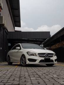 Mercedes Benz CLA250 2.0 AMG 4 MATIC (CBU)