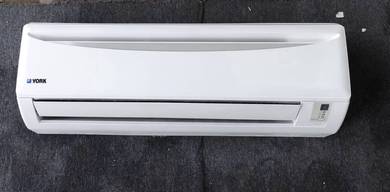 York 1hp Aircond B119