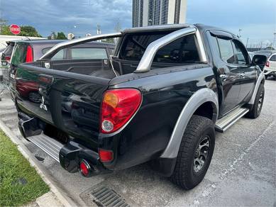 Mitsubishi TRITON 2.5 FACELIFT (A) DIRE OWNER