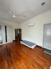 2 sty Bunglow near Pulau Tikus Tanjung Tokong