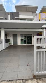 Facing open - Teres 2 Tingkat Bandar Kuantan Putri