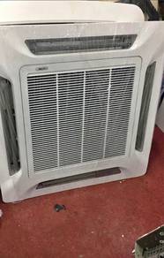 York 2.5hp ceiling cassatte aircond B132