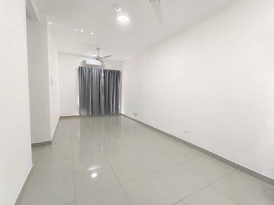 Amverton Green Condo  Corner Unit Bukit Rimau, Kota Kemuning for rent