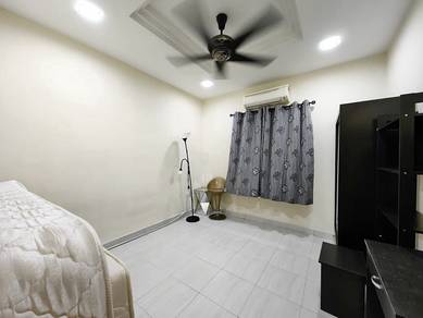 Koi Kinrara Condo ROOM For Rent SEWA Puchong Jaya IOI Bandar Kinrara