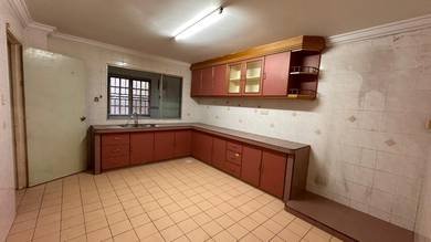 Freehold gated guarded 2 storey house Bukit Rahman putra BRP4