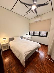 5 Mins Walk To MRT Pertama🚊 IKEA Medium Room 3 🛌 Landed House! 🏠