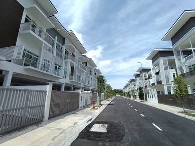 Three Storey Superlinks Taman Puncak Indah Ampang for sale
