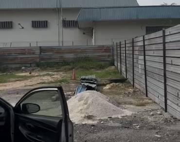 Teluk Kumbar Land for rent warehouse industry