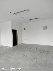 Strategic location Office/Retail unit