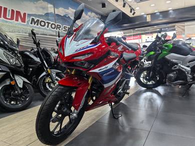 Honda CBR150r cbr 150r  Ready Stock & Full Loan