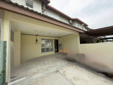 Newly Refurbished! Double Storey Terrace Taman Desiran Bayu Puchong