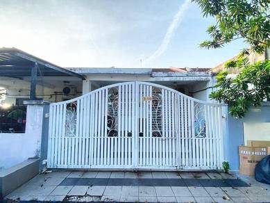 Single Storey Terrace Taman Intan, Dengkil