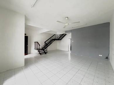 LEP 5, Taman Lestari Putra, 2 Storey terrace 22x70 (Seri kembangan)