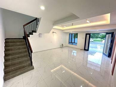 NewlyReno Freehold 2Storey 18x60sf Terrace House Taman Puchong Utama