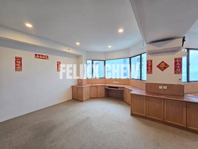 Gurney Tower Office Space 663sf Seaview Renovated Good Condition Rent