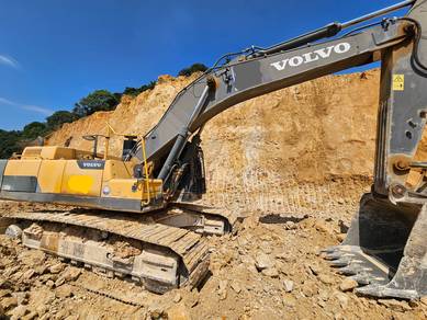 Volvo EC480DL hydraulic excavator