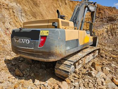 Volvo EC480DL hydraulic excavator