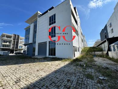 Batu Kawan Rare 4 Storey Semi D with Lift Easy Access to NS Highway