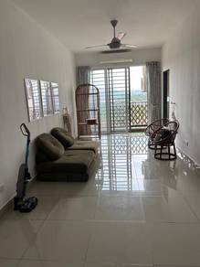 Partially Renovated Condominium FOR SALE @Asthon Tower Condominium