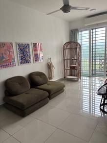 Partially Renovated Condominium FOR SALE @Asthon Tower Condominium