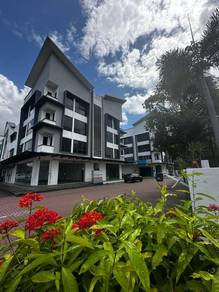 Shoplot DangaBay JB Town for Rent