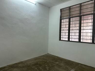 Bandar Baru Sg Lalang House For Sales 